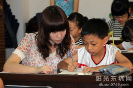 第四屆“快樂(lè)義教，共同成長(zhǎng)”大學(xué)生義教課堂暨美術(shù)輔導(dǎo)服務(wù)正式啟動(dòng)